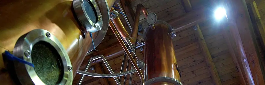 Distilleria Berta brennt Grappa aus Leidenschaft Grappa Destillation bei Berta