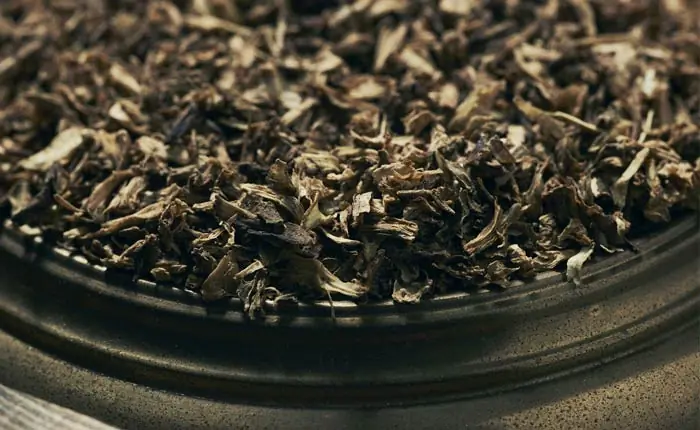 Klassische Botanicals wie Angelikawurzel finden sie auch im Hendricks wieder Klassische Botanicals wie Angelikawurzel finden sie auch im Hendricks wieder